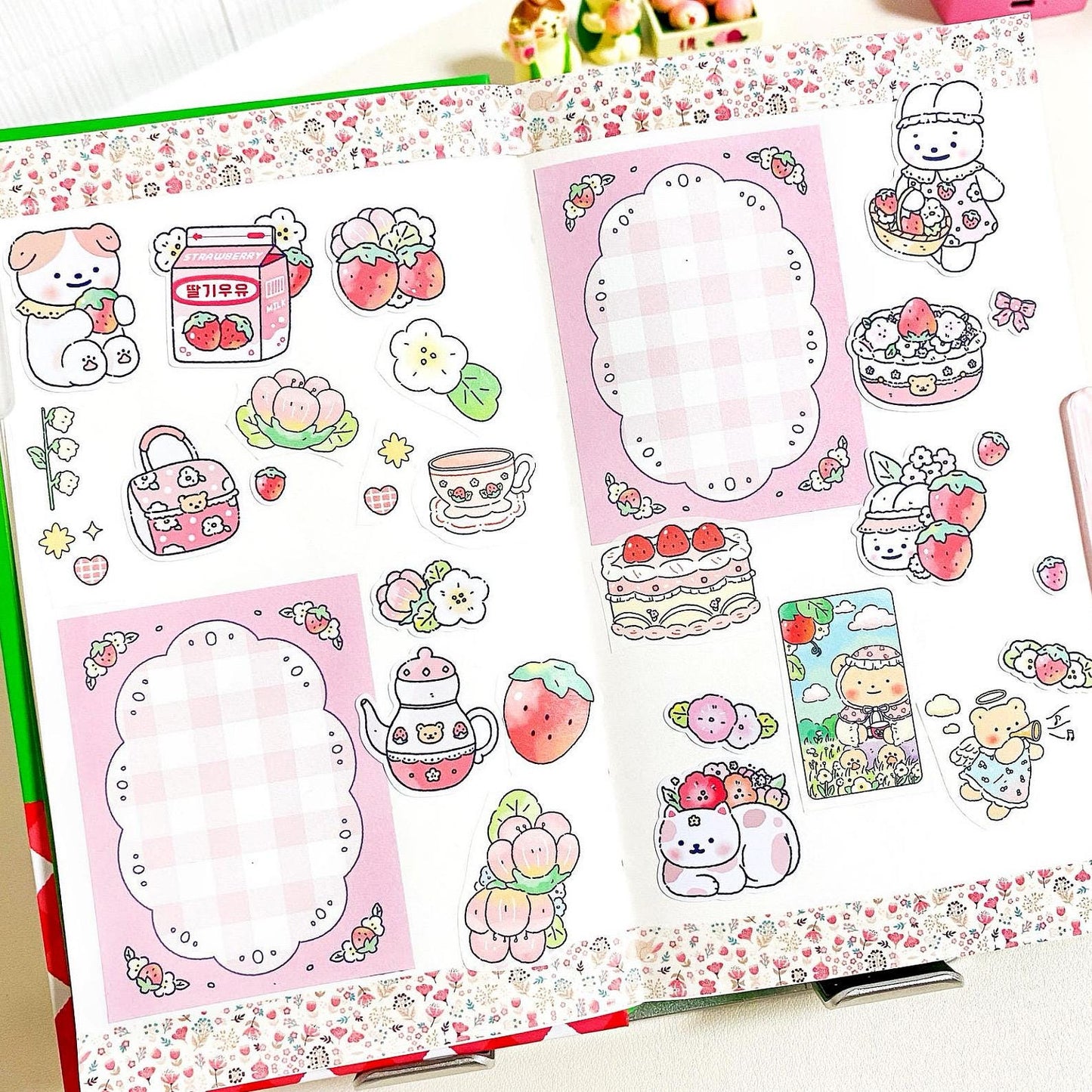 12 Scrapbook Sticker Set – Strawberry & Lace